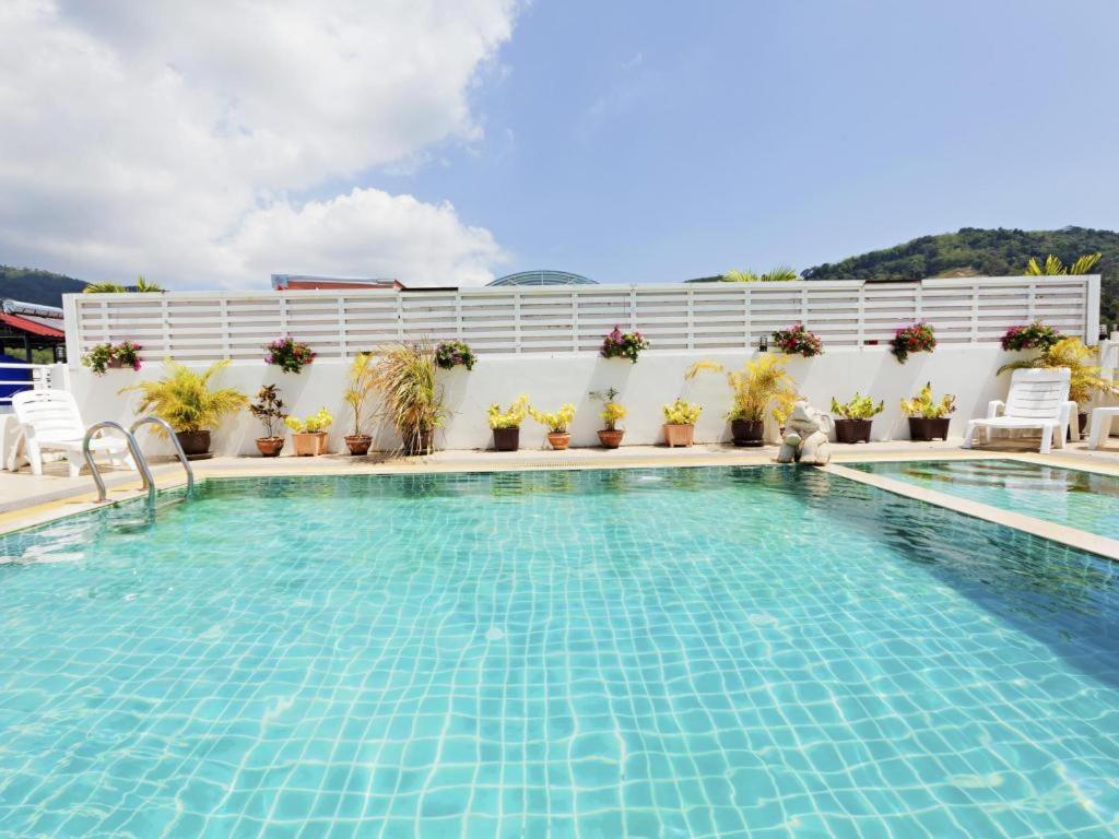 Garden Phuket Hotel Patong Exterior foto