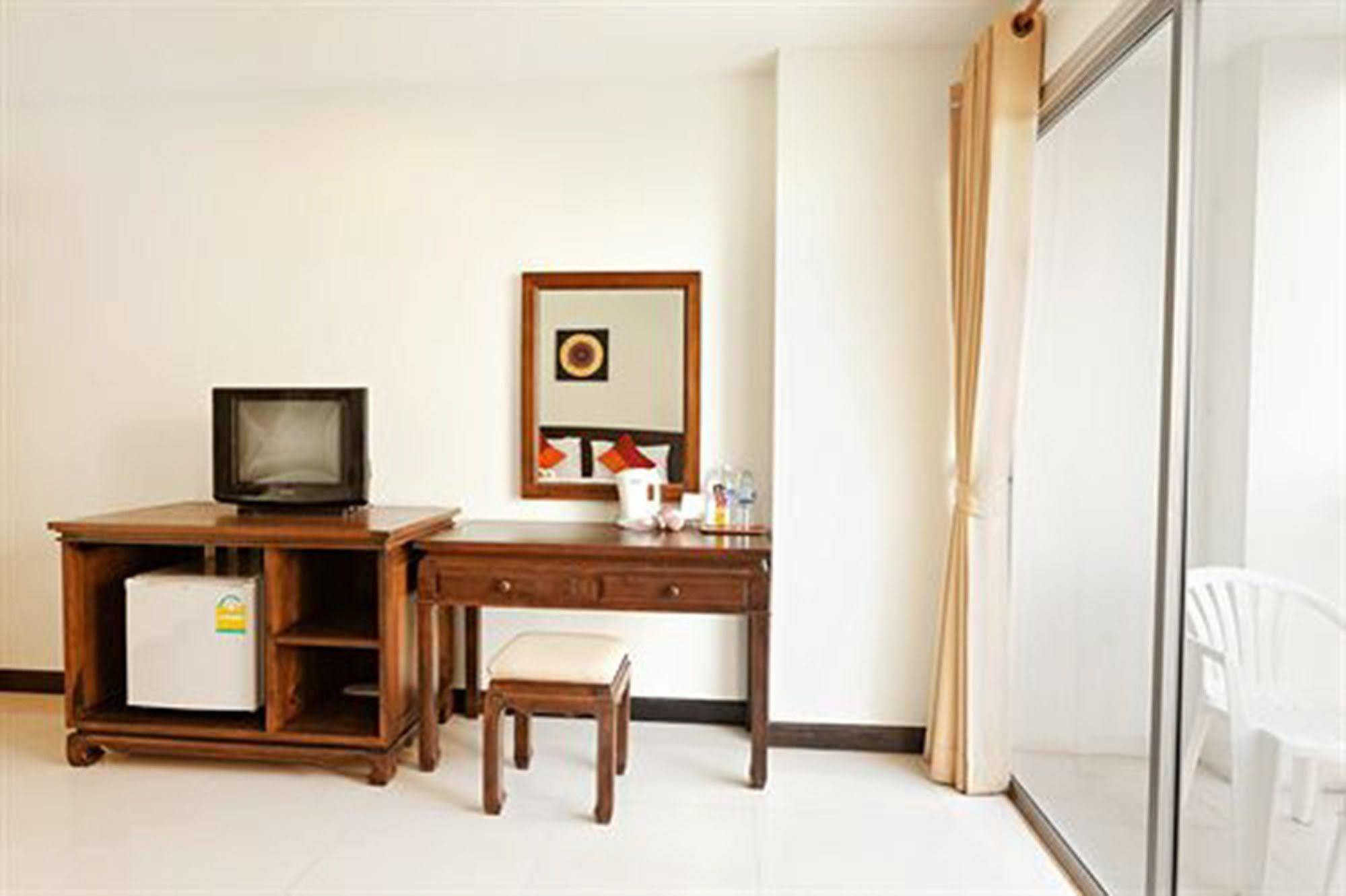Garden Phuket Hotel Patong Exterior foto